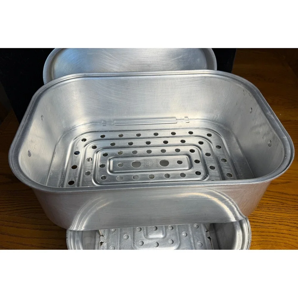 Vintage Wear-Ever Aluminum Roaster Steamer Set: No 825-LR 825-FR Made in USA